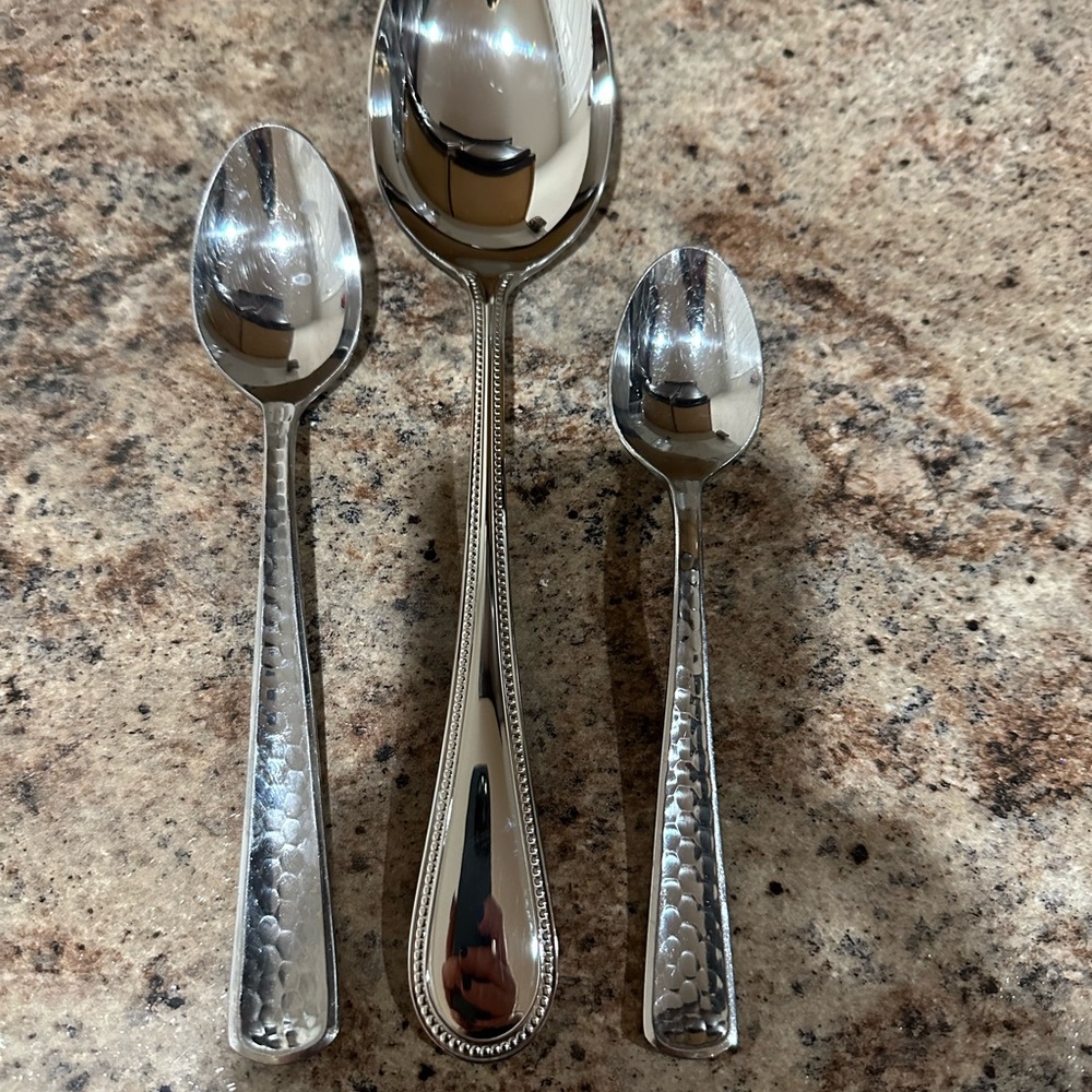 4 large serving spoons - Picture 2 of 2